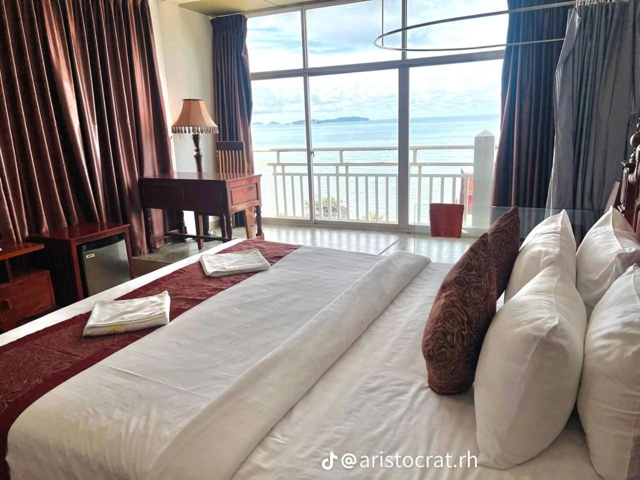 Aristocrat Residence & Hotel Сиханоуквил Екстериор снимка